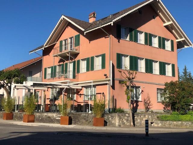 Hotel Hippel Krone Kerzers 外观 照片